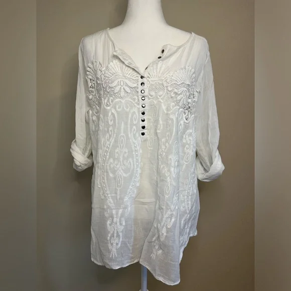 New Collection White Lace and Cotton Blouse - Picture 1 of 8